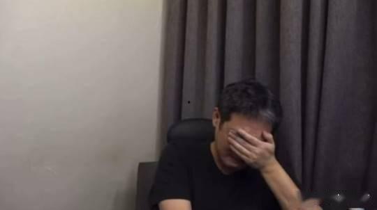 娱乐圈爆料记者,揭秘明星幕后故事