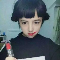 快手网红吃瓜头像女孩,快手吃瓜女孩的时尚风采